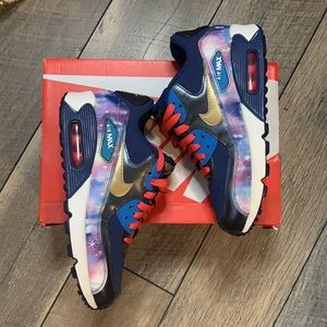 NIKE AIRMAX 90